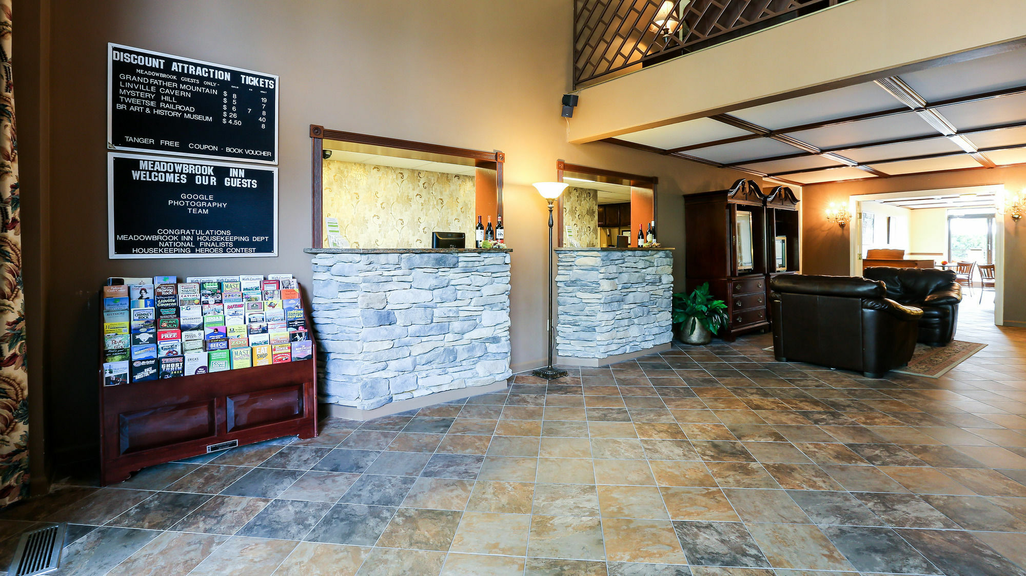 Meadowbrook Inn 3*